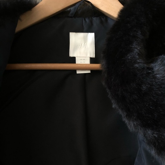 ❌SOLD❌ Cropped Faux Fur Jacket - Picture 3 of 5